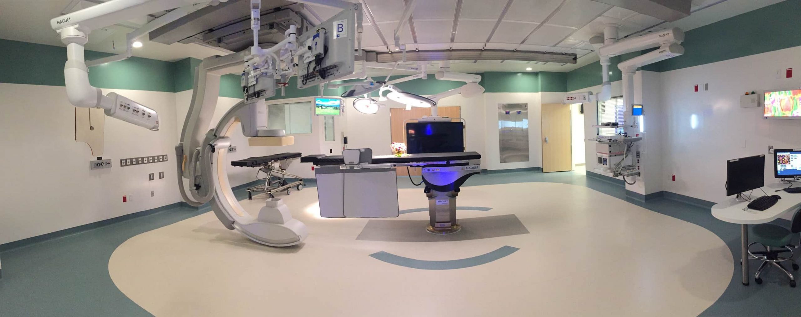 lgh-surgical-room-panorama-b