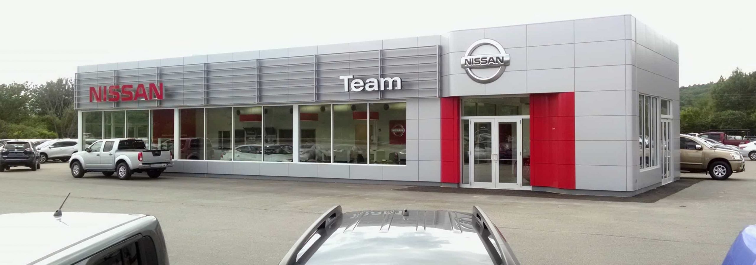 Team Nissan finished exterior